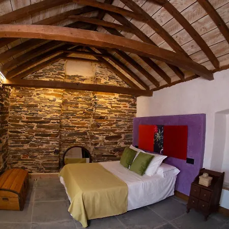 Casa Rural El Nacimiento, Despenaperros. * Santa Elena