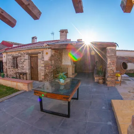 Casa Rural El Nacimiento, Despenaperros. Santa Elena